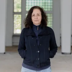 Cristina Paralescu