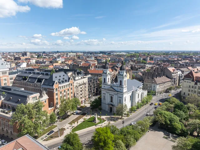 Marone House társasház